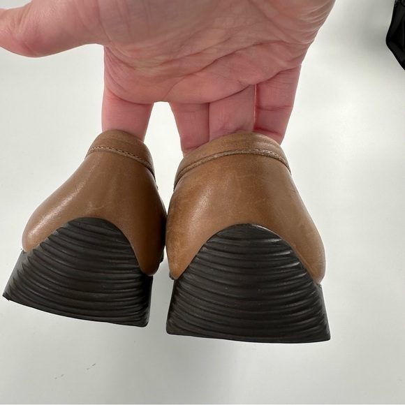 Bally Delos womens driving loafers size 38 Italian leather square toe - Picture 8 of 12